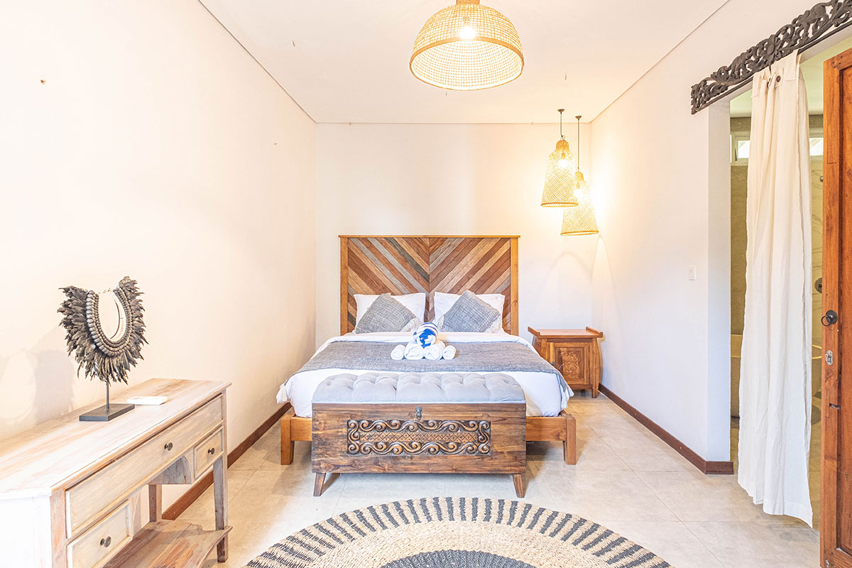3-five-bedroom-bed